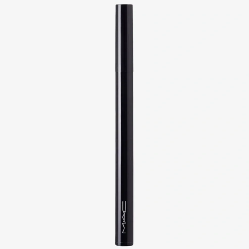 MAC Brushstroke 24-Hour Liquid Eyeliner